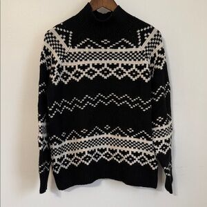 Old Navy Black and White Fair Isle Turtleneck Sweater